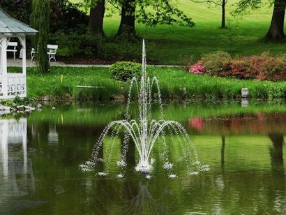 Плавающий фонтан "Вулкан"