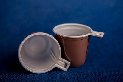 Чашка кофейная одноразовая 200мл пластиковая коричнево-белая Стандарт 50/30/1500