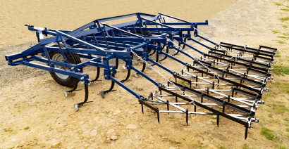 Культиватор КПС-4У с приспособлением для БЗСС