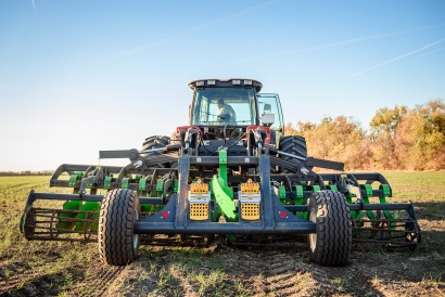 Дисковая борона Carbon D6000