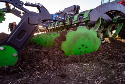 Дисковая борона Carbon D6000