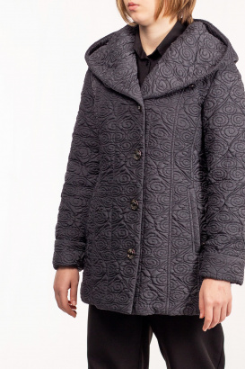 Женская стёганая куртка с капюшоном и поясом