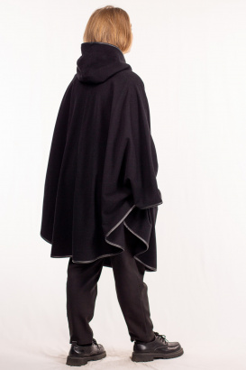 Кейп с капюшоном