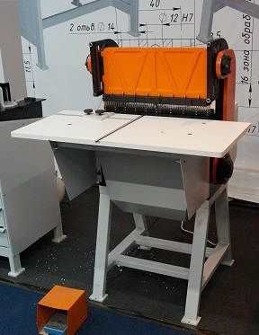 Перфорационно-биговальный полуавтомат ЛП-500