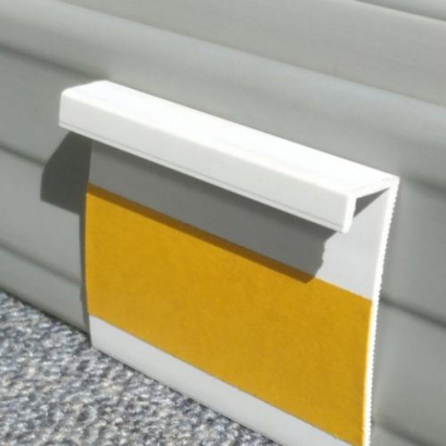 Плинтус для ковролина и линолеума ПК 50