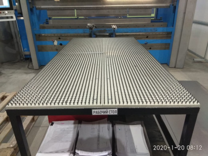 Щеточные панели для сборочных производств и оборудования для обработки листовых металлов