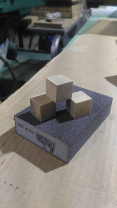 Деревянные кубики