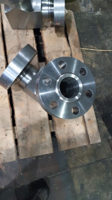 Угольник с резьбовыми фланцами ГОСТ 22799-83 - доверяет РОСКОСМОС