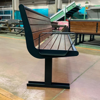 Скамейка парковая