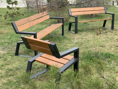 Кресло садово-парковое с подлокотниками из термососны «Mountain» 740, цвет графит