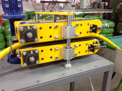 Тянущее устройство для линии экструзии 800х90 м с лентой ПВХ