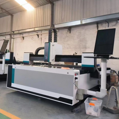 Станок лазерной резки металла с ЧПУ 1500 Вт