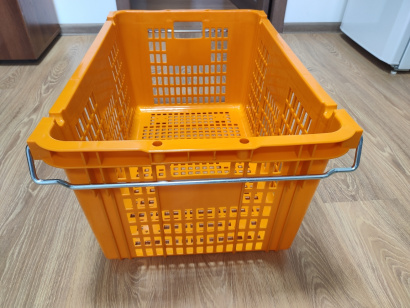 Корзина пластиковая перфорированная усиленная 83л