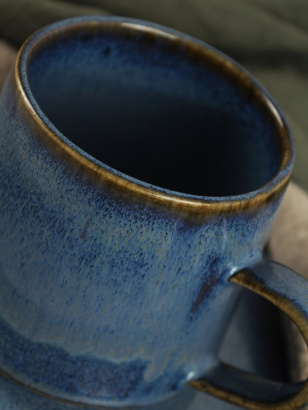 Керамическая кружка для дома