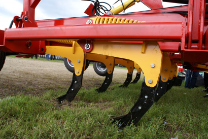 Культиватор стерневой тяжелый КСТ с пружинной защитой от 4,2 до 9 метров