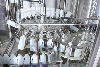 Триблок розлива молока