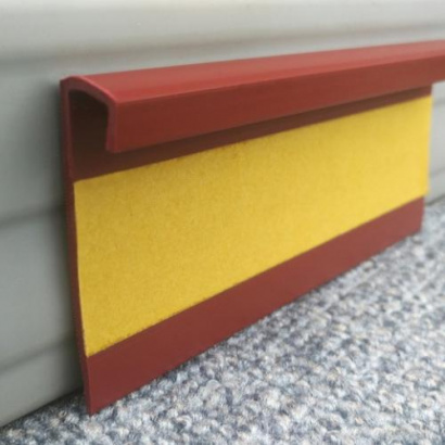 Плинтус для ковролина и линолеума ПК 50