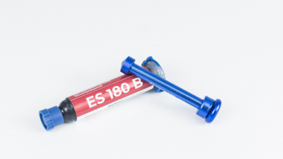 Однокомпонентный эпоксидный конструкционный теплопроводный клей RUBOND ES 180 B (10мл)