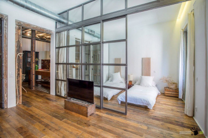 Перегородки из стекла и алюминиевого профиля