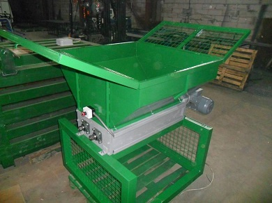 Перфоратор для пробивки отверстий ПЭТ тары