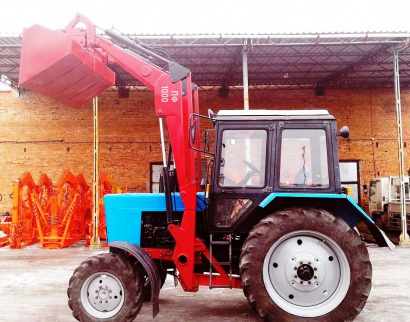 Фронтальный погрузчик ПФ-1000 «Прогресс» на МТЗ (КУН)