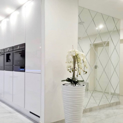 Зеркальное панно