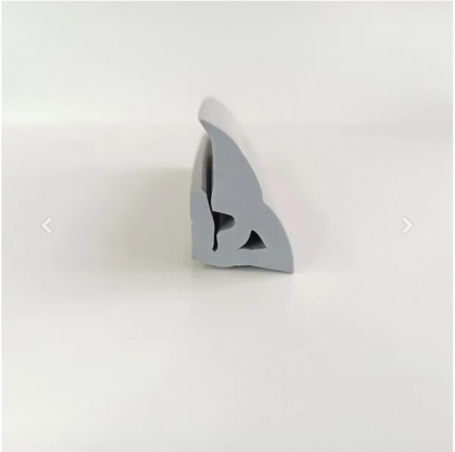 Порог для торгового оборудования Р2051