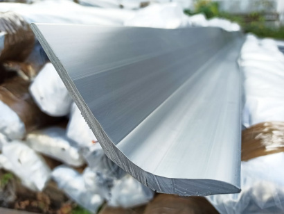 Промышленный плинтус ПП 100x60 (21,6 метров)