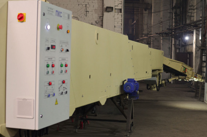 Телескопический конвейер для разгрузки мешков в фуры, контейнеры