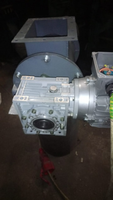 Шлюзовой затвор