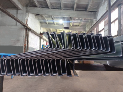 Z-профиль оцинкованный для кровельных прогонов